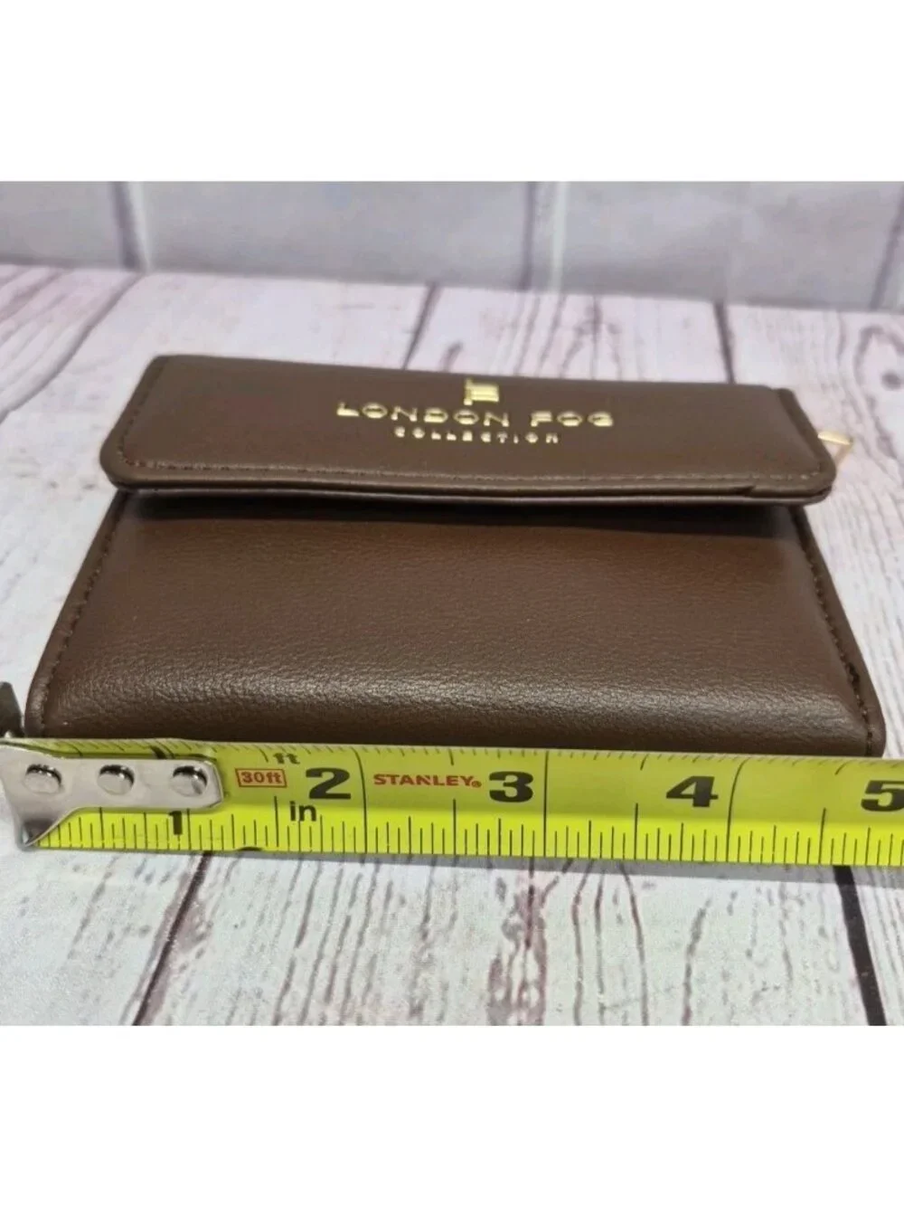 London Fog Pebble‎ Brown  Wallet Organizer~ Card Slots, Zippered Snap